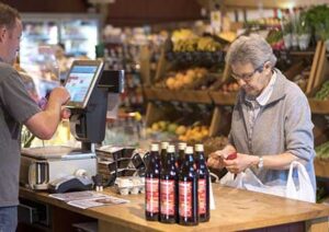 hoeve-ravenstein-boerderijwinkel-rustig-winkelen