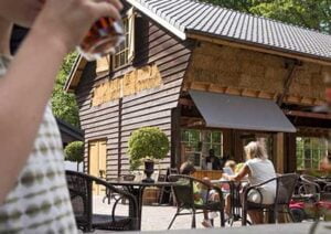 hoeve-ravenstein-terras