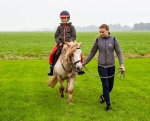 oostermaat-ponyrijden-boerderijvakantie